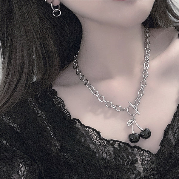 Dark series black cherry necklace yc23387