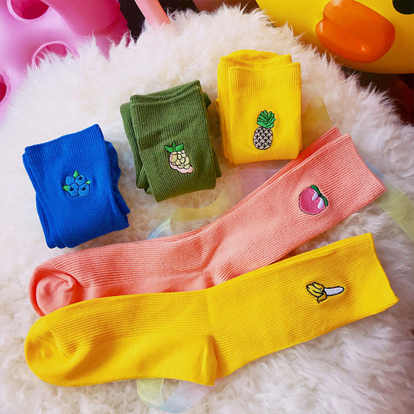 College style fruit pattern embroidered cotton socks yc23323