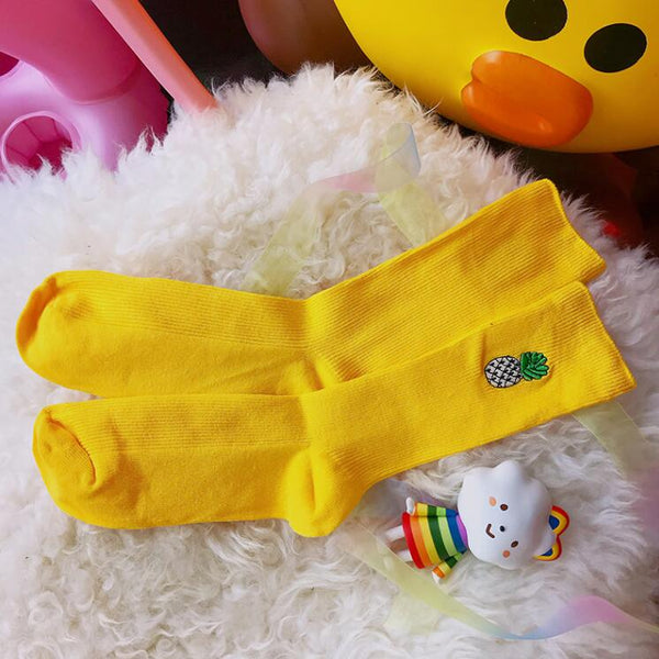College style fruit pattern embroidered cotton socks yc23323