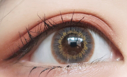 Brown contact lens (Two piece)  YC21205