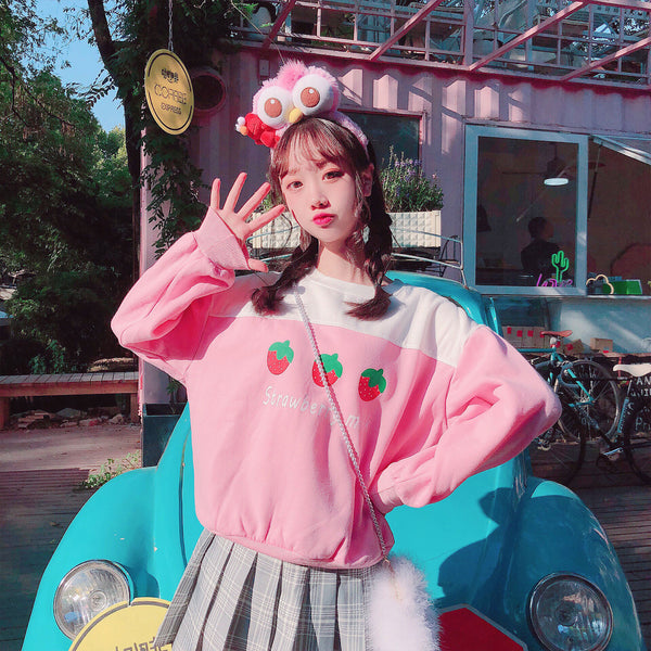 Cute Strawberry Sweatshirt yc21026