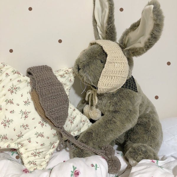 Cute knitted earmuffs yc22487