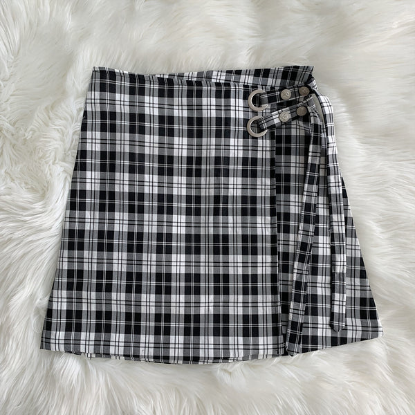 Black and white plaid button skirt  YC21558