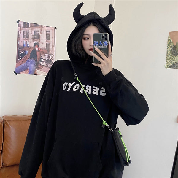 Devil horn sweater yc40100