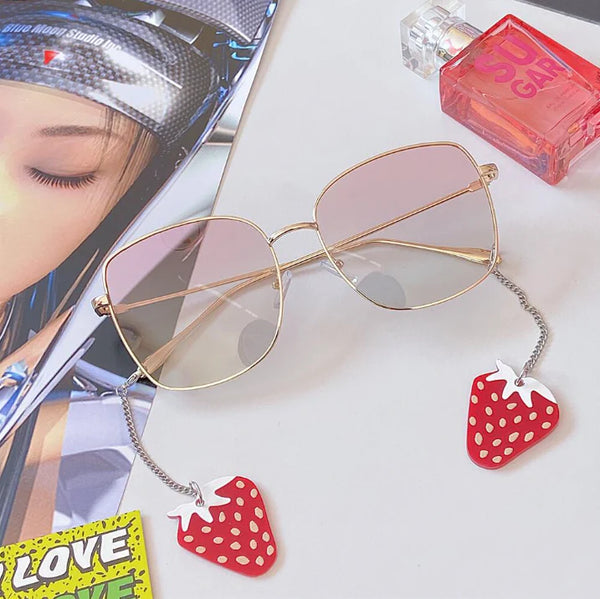 Retro Strawberry Sunglasses yc50142