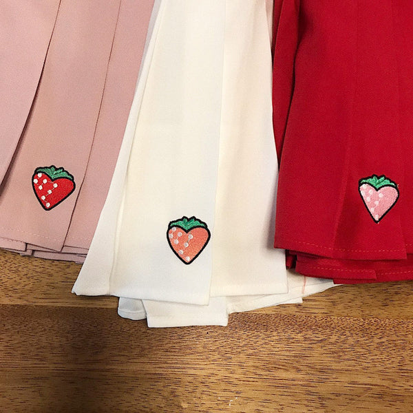 Cute Strawberry Pleated Skirt yc21018