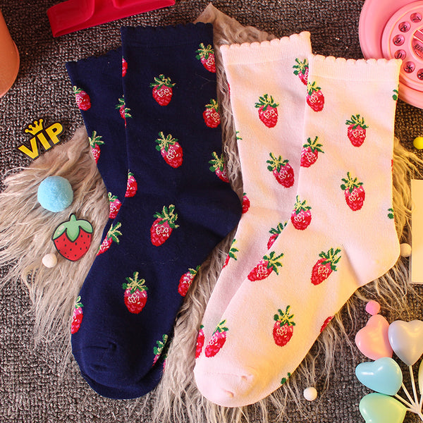 4 Pairs Harajuku Strawberry Long Socks yc21021