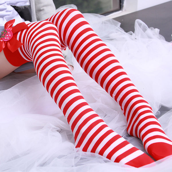 Lolita strawberry bow striped knee socks (pair)        YC21419